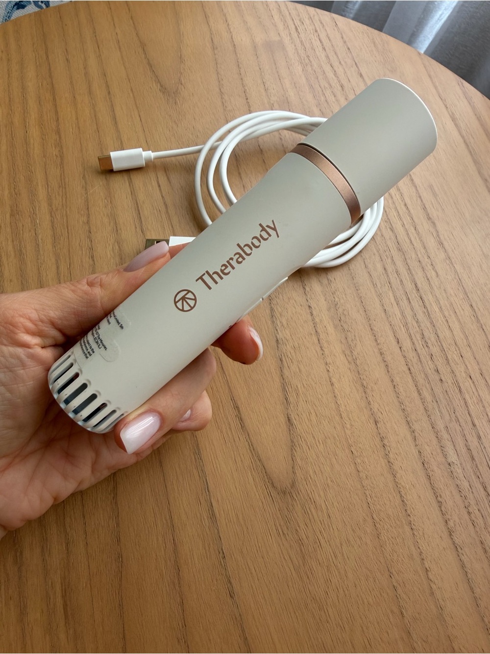 Therabody ThermaFace Depuff Wand Hot & Cold Facial Device w/ USB-C Cable